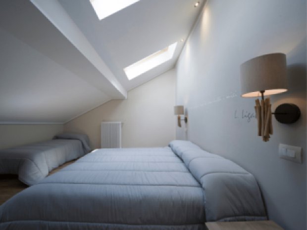Chambre dans la résidence le Tabor où les ados séjournent durant leur colo de cet hiver au ski