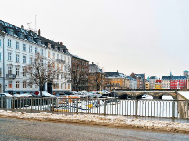 Rues de Copenhague où les ados en colo de vacances logent en auberge et en hôtel