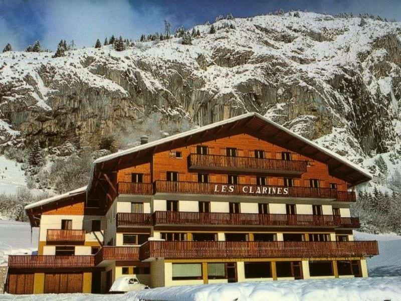 Vue sur le chalet des Clarines en colonie de vacances Jeux olympiques d'hiver