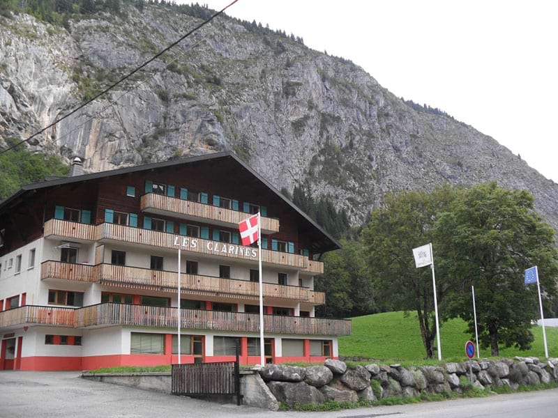 Vue sur le chalet des Clarines en colonie de vacances Jeux olympiques d'hiver