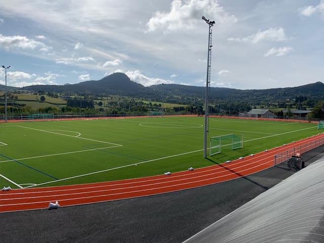 Terrain de football stage sportif 