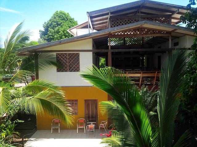 Hébergement au Costa rica cet été en colo