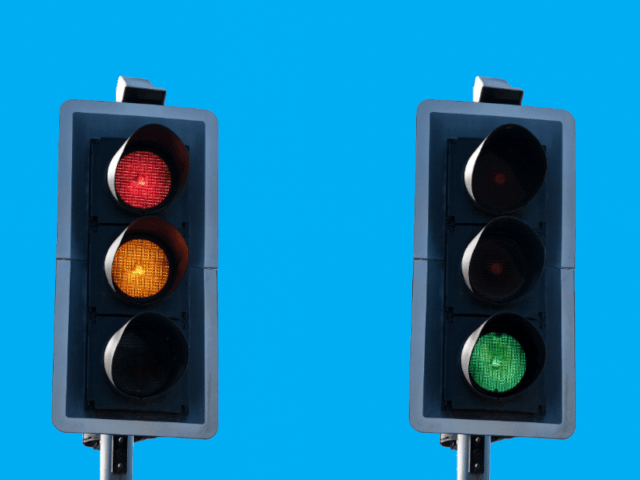 Apprentissage de la signalisation en colo de vacances Trott électrique cet automne pour les jeunes de 10 à 13 ans