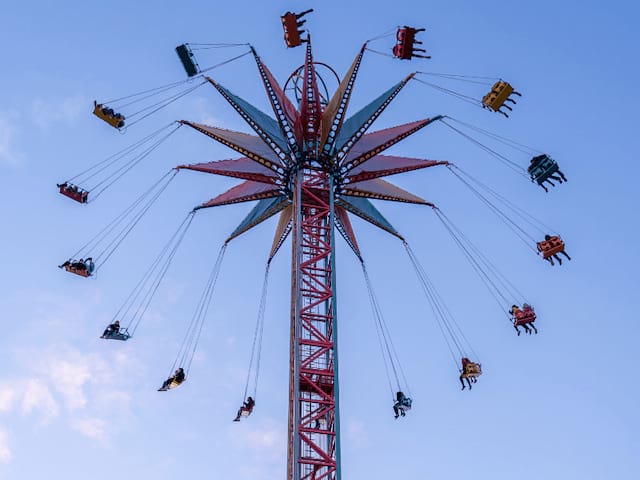 Colo de vacances Trottinette cet automne durant laquelle les jeunes font une sortie à Walibi 