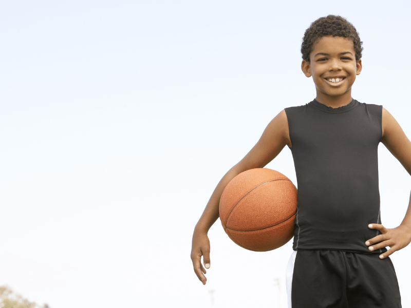 Activité basket en colo de vacances multi activités durant l'automne