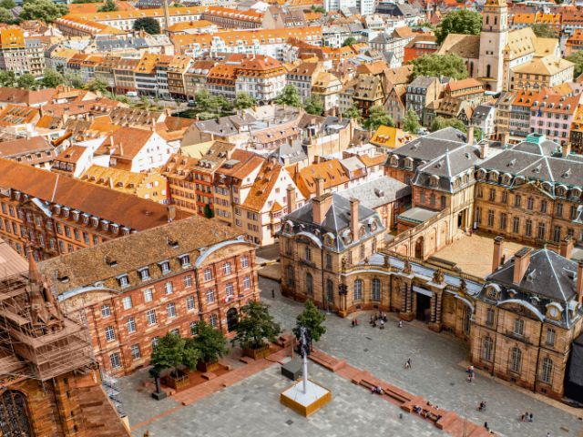 Centre ville de Bruxelles en colo de vacances ce printemps