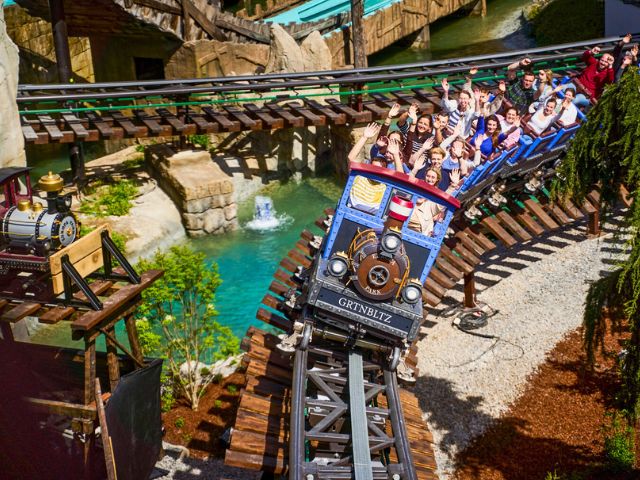 Découverte des parcs d'attraction en colo ce printemps