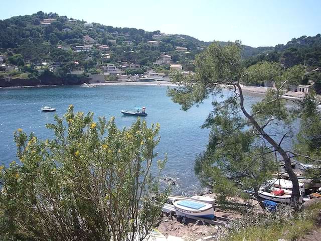 Paysage Méditerranéen observé en colo de vacances cet été