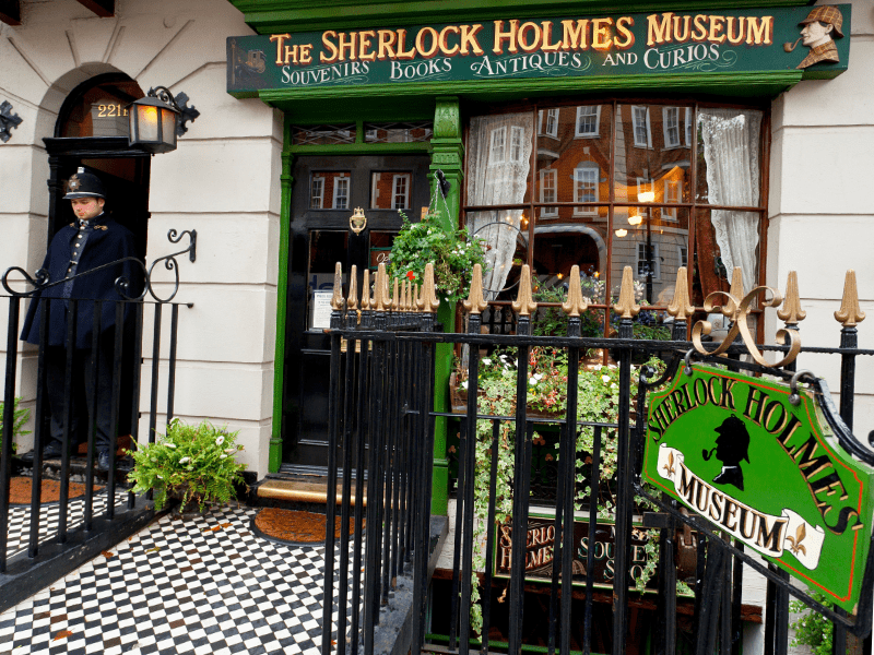 Musée à Londres de Sherlock Holmes que les jeunes ont visité durant les vacances de printemps